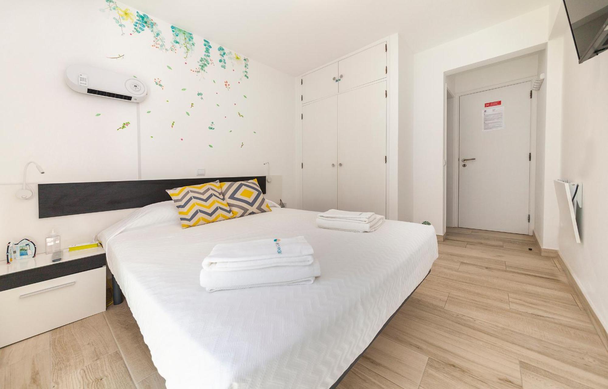 M - Martin & Tomas Guesthouse Лагос Екстериор снимка
