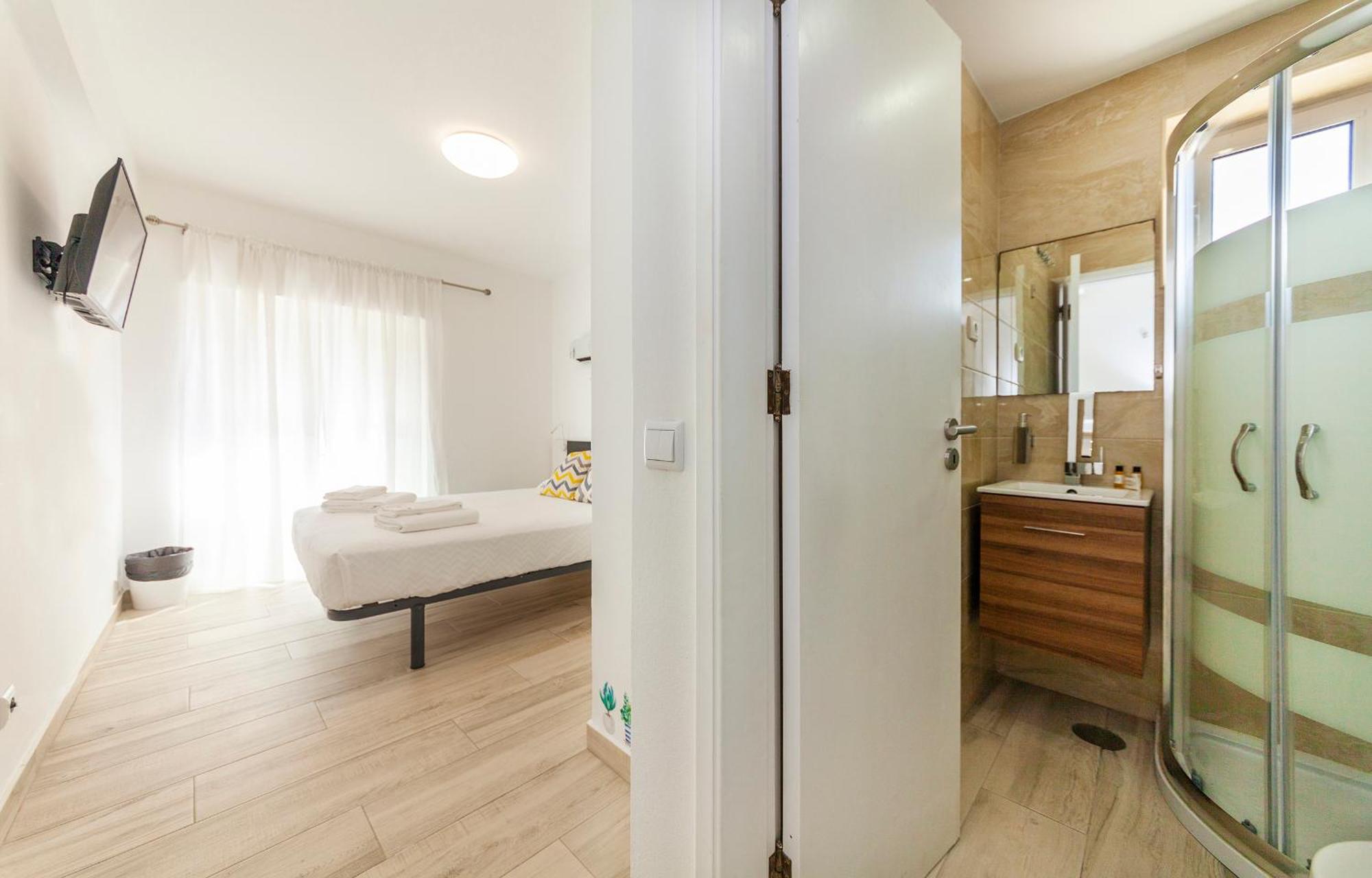 M - Martin & Tomas Guesthouse Лагос Стая снимка