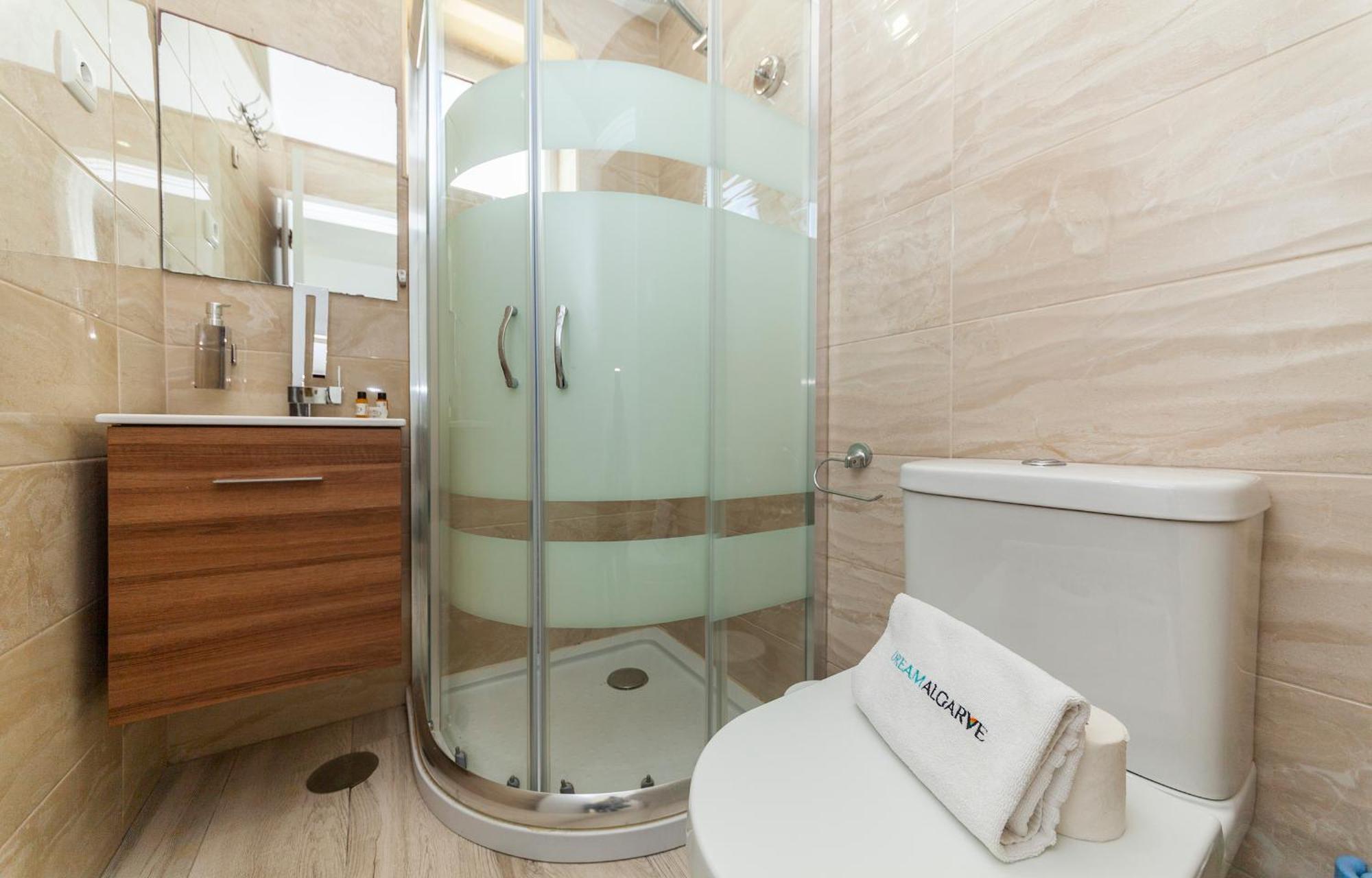 M - Martin & Tomas Guesthouse Лагос Стая снимка